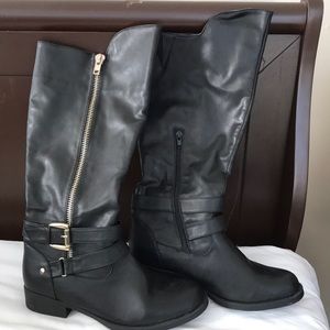 Black Size 9 boots